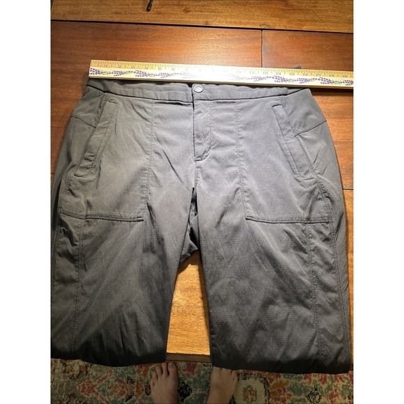 Athleta Trekkie North Jogger Hiking Cropped Black Pants Zip Pockets Size 12 - Picture 10 of 13